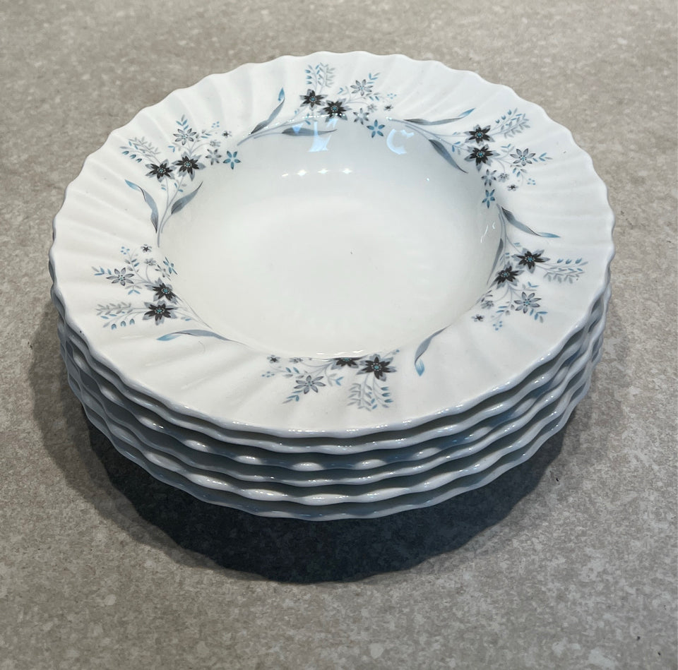 Royal Doulton Set of 6 Bowls