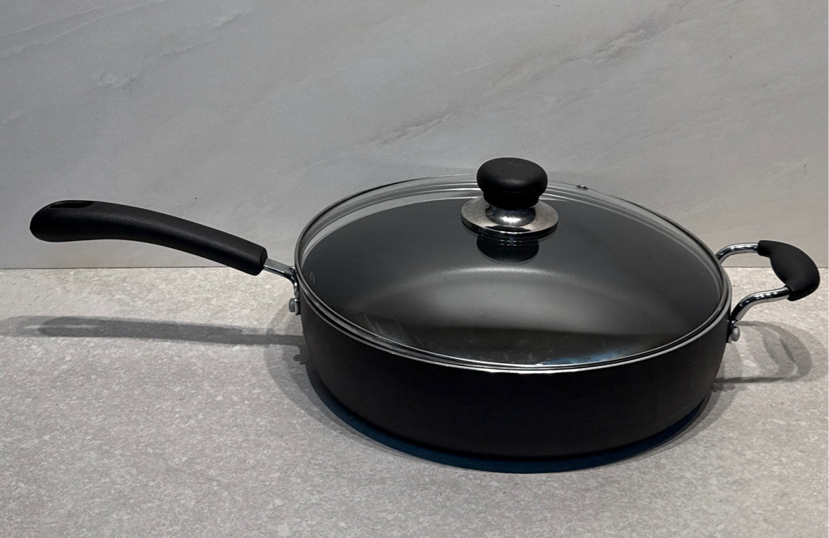 COvered T-Fal Pan