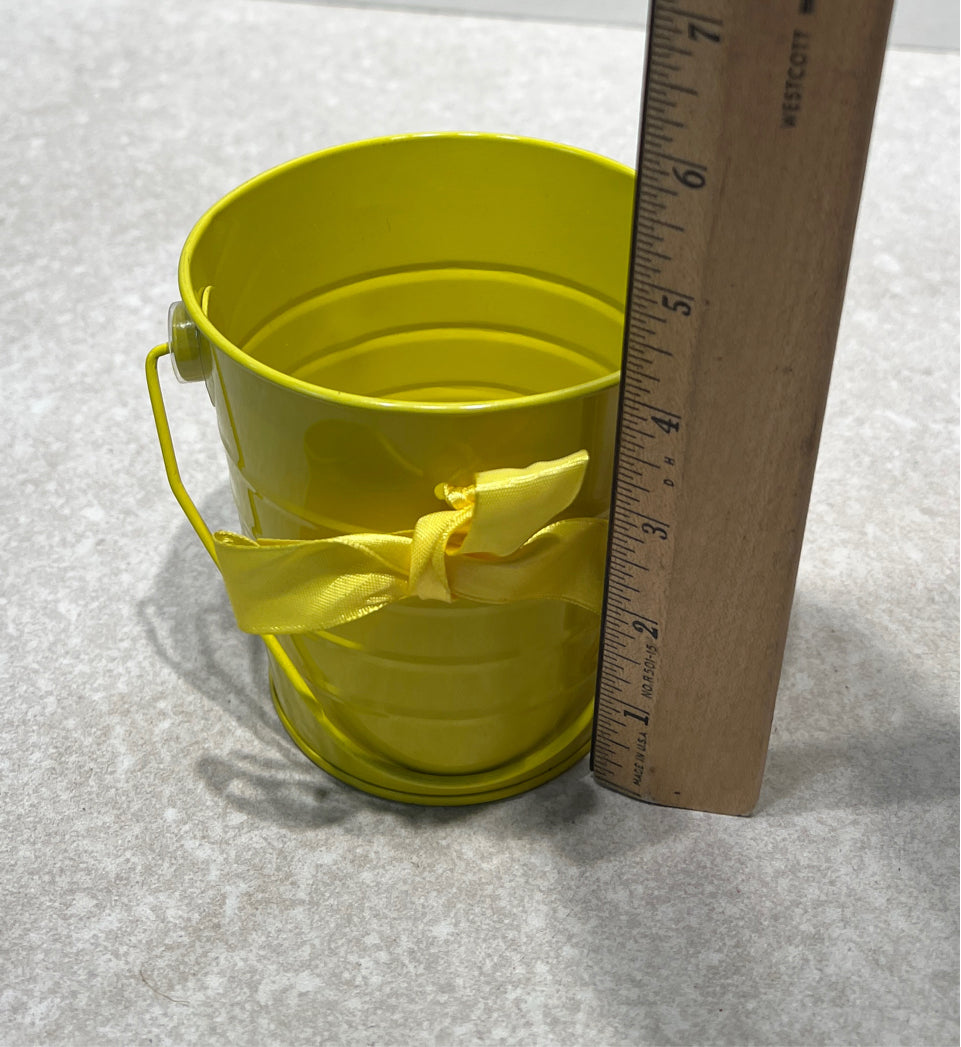 Pail