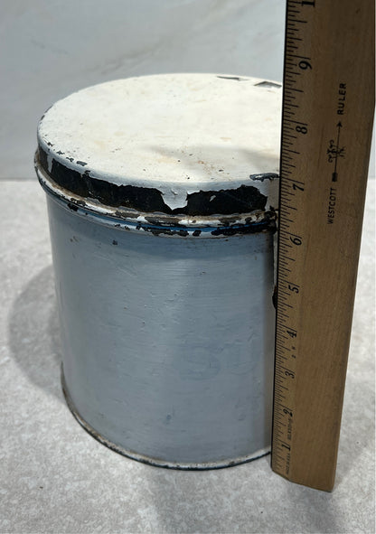 Covered Tin